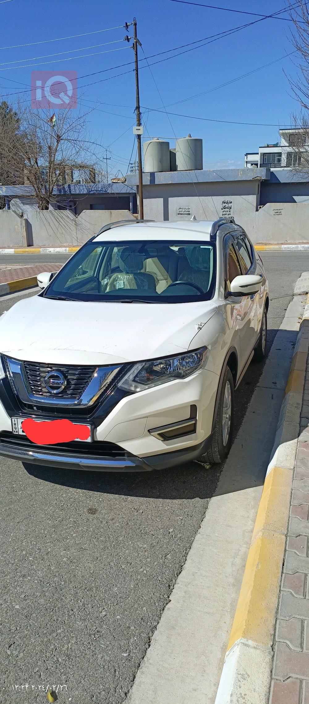 نیسان ئێکس ترەیل